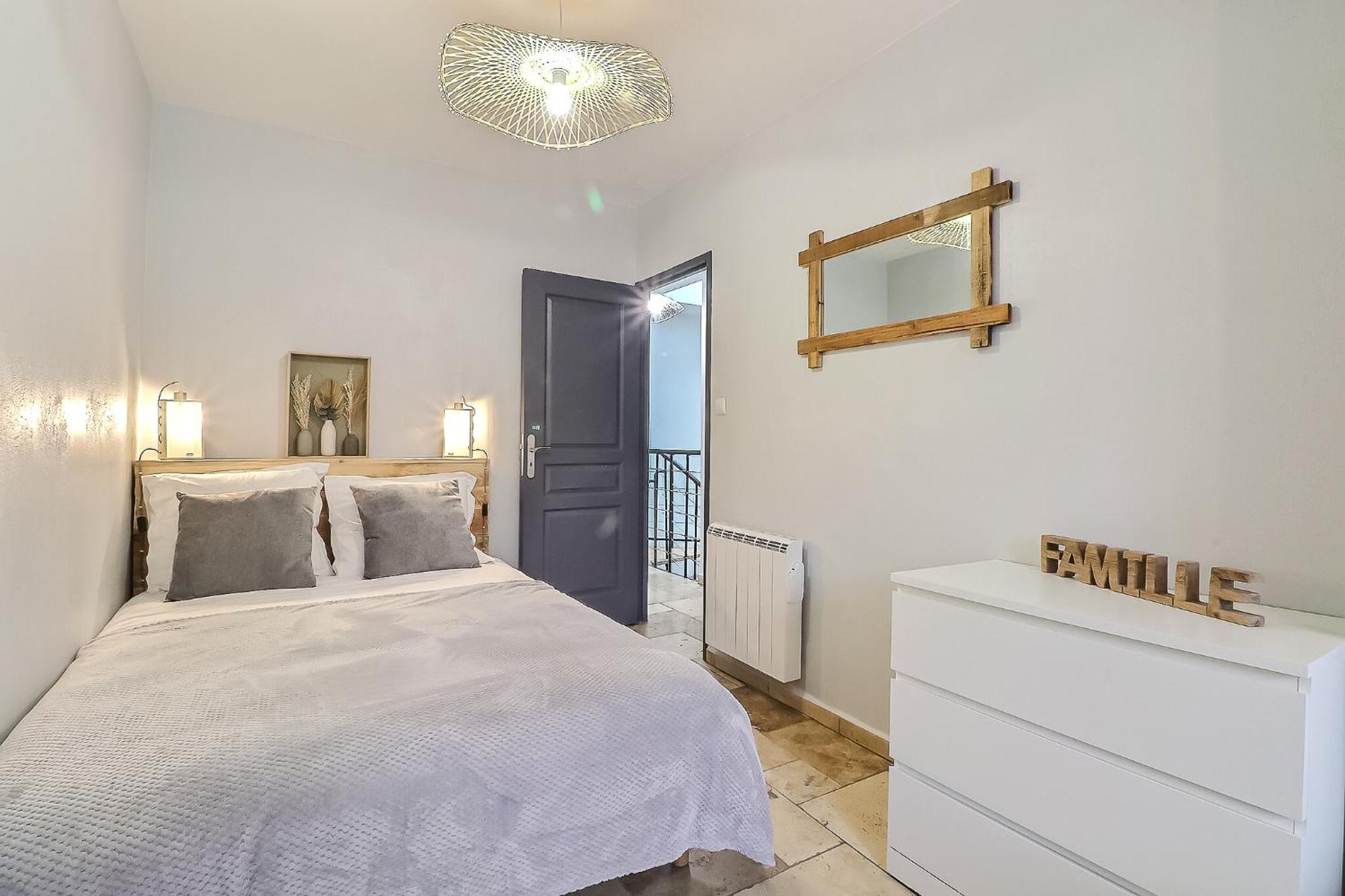 Le Logy-Cosy - Appartement 5 Pers - Clim Wifi Cosy Garage แซ็ง จิลส์ ภายนอก รูปภาพ